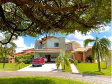 Casa para Venda em Holambra/SP.  Condomínio Palm Park , sendo 1.018 mts² de terreno e 396 mts² de área construída.