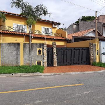 Alugar Casa / Sobrado em Vinhedo. apenas R$ 900.000,00