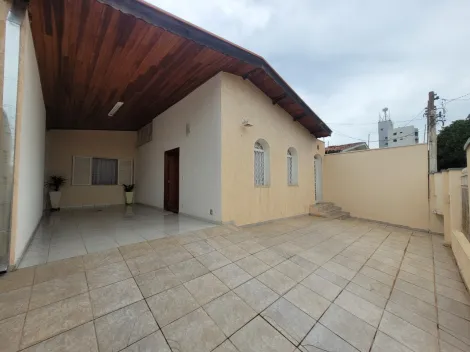 Alugar Casa / Padrão em Campinas. apenas R$ 580.000,00