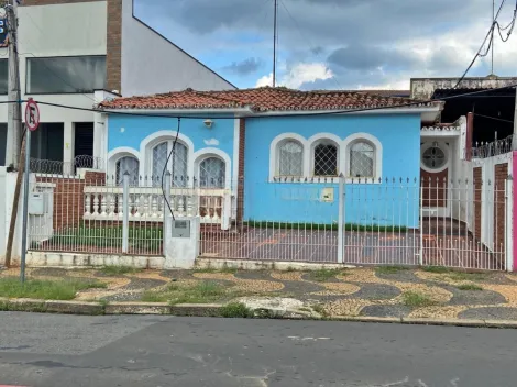Casa com 2 quartos 2 banheiros 2 vagas e 2 edculas a venda no Taquaral em Campinas-SP