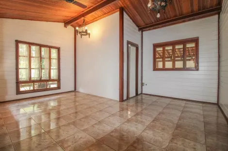 Casa trrea com 2 quartos 1 sute 2 banheiros 4 vagas para aluguel no San Conrado em Campinas-SP